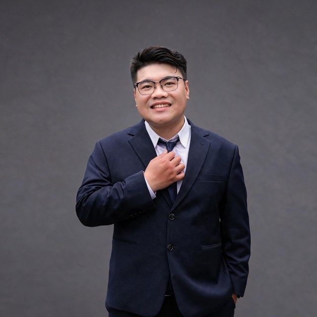 Hoàng Nguyễn (Henry)